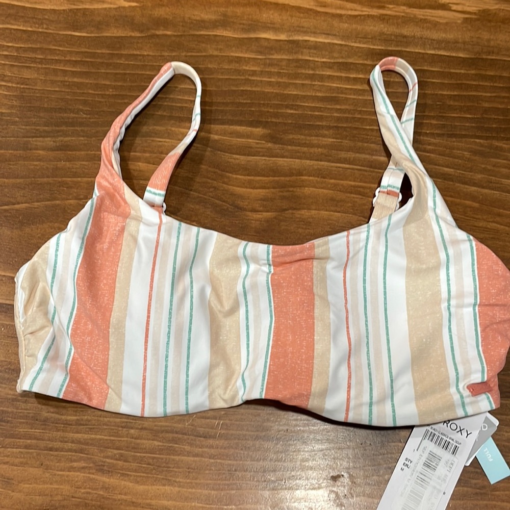Roxy Women’s full Coverage Bikini Top Size Medium D cup